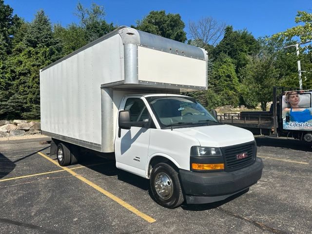 Used 2020 GMC Savana 4500 w/ Power Convenience Package RWD image 7