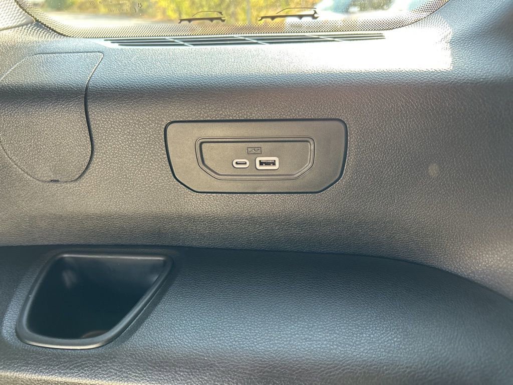 Used 2022 Jeep Grand Cherokee L Laredo w/ Luxury Tech Group I image 36