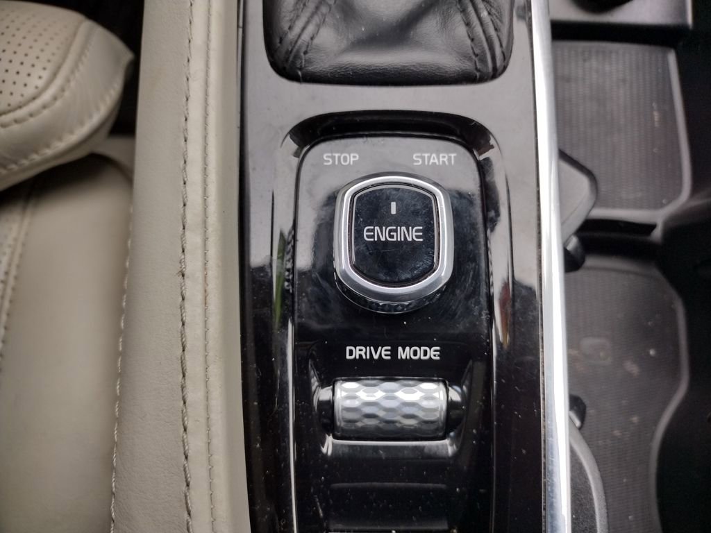 Used 2016 Volvo XC90 T6 Inscription image 29