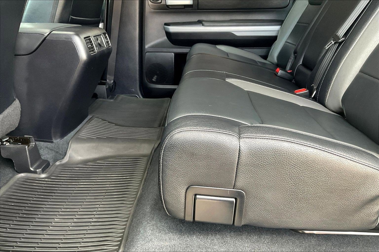 Used 2020 Toyota Tundra Limited image 17