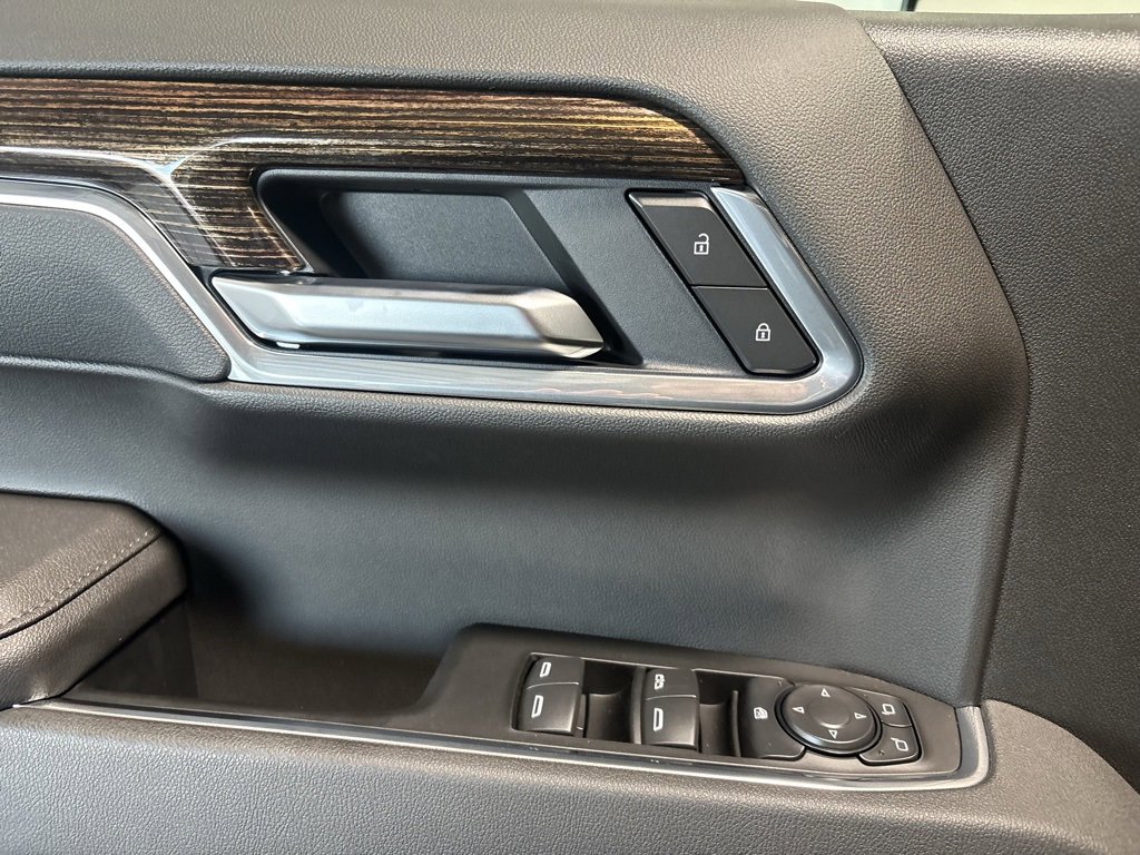 New 2026 GMC Sierra 1500 SLE image 12