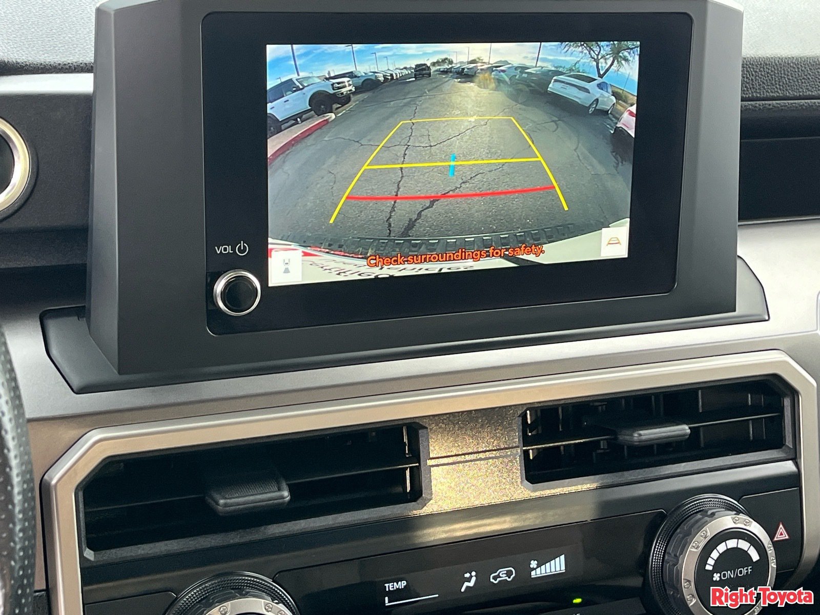 Certified 2025 Toyota 4Runner SR5 AWD/4WD image 29