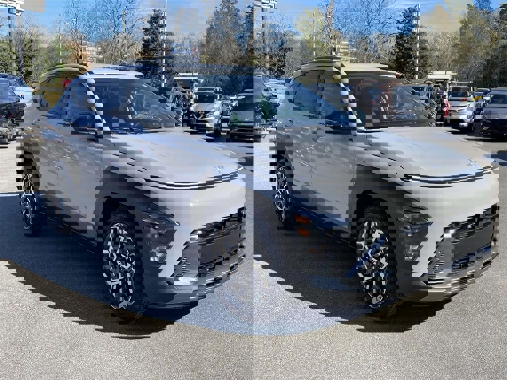 New 2026 Hyundai Kona SEL Premium image 4