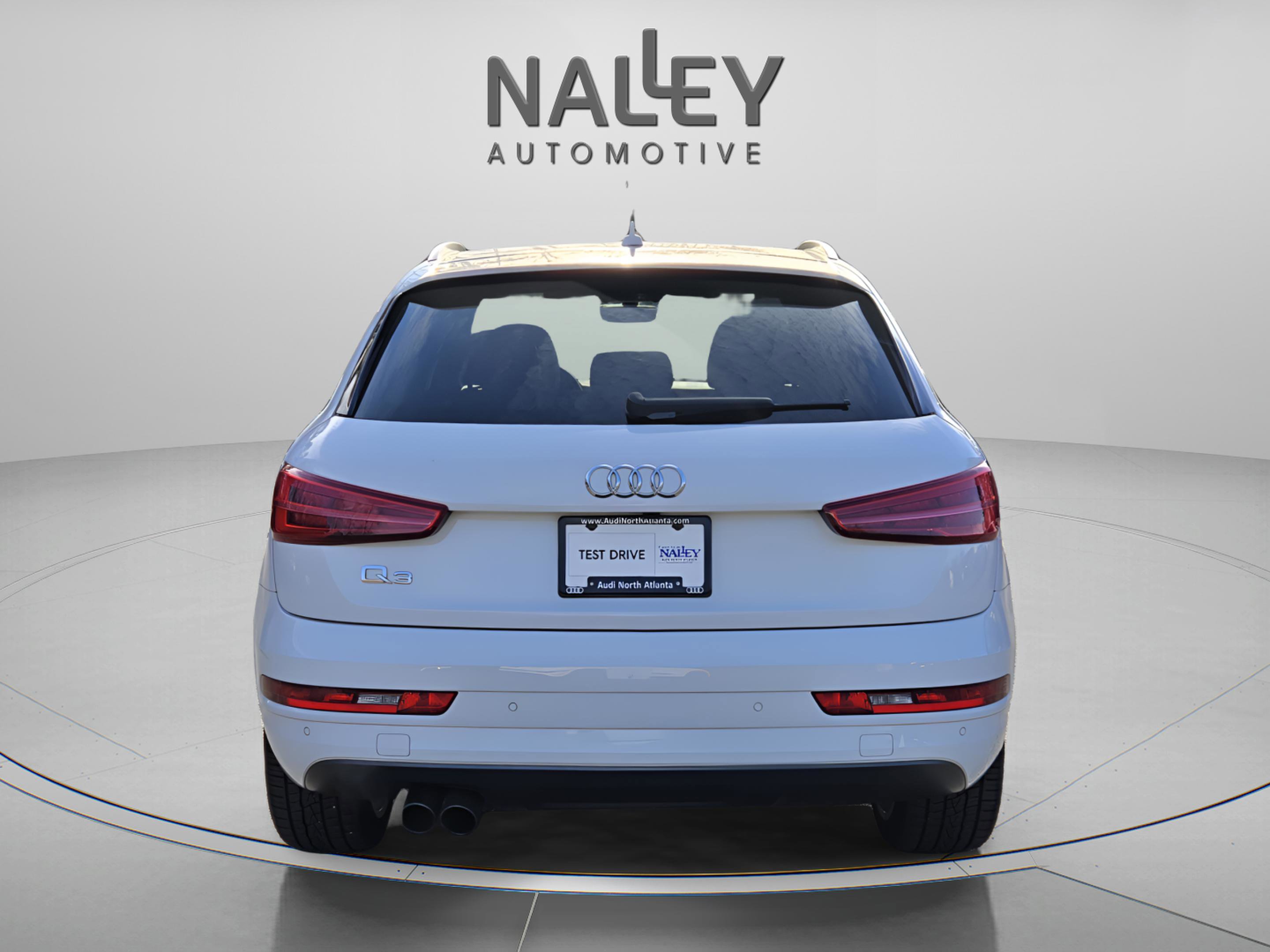 Used 2018 Audi Q3 2.0T Premium w/ Convenience Package image 4