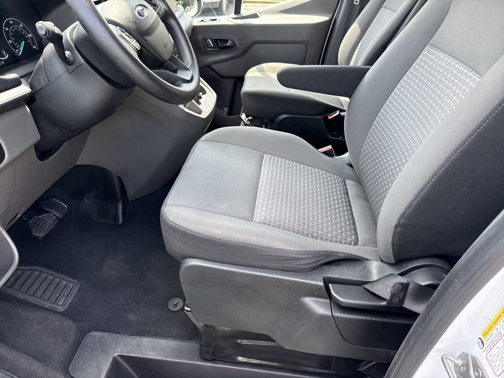 Used 2024 Ford Transit 350 XLT RWD image 9