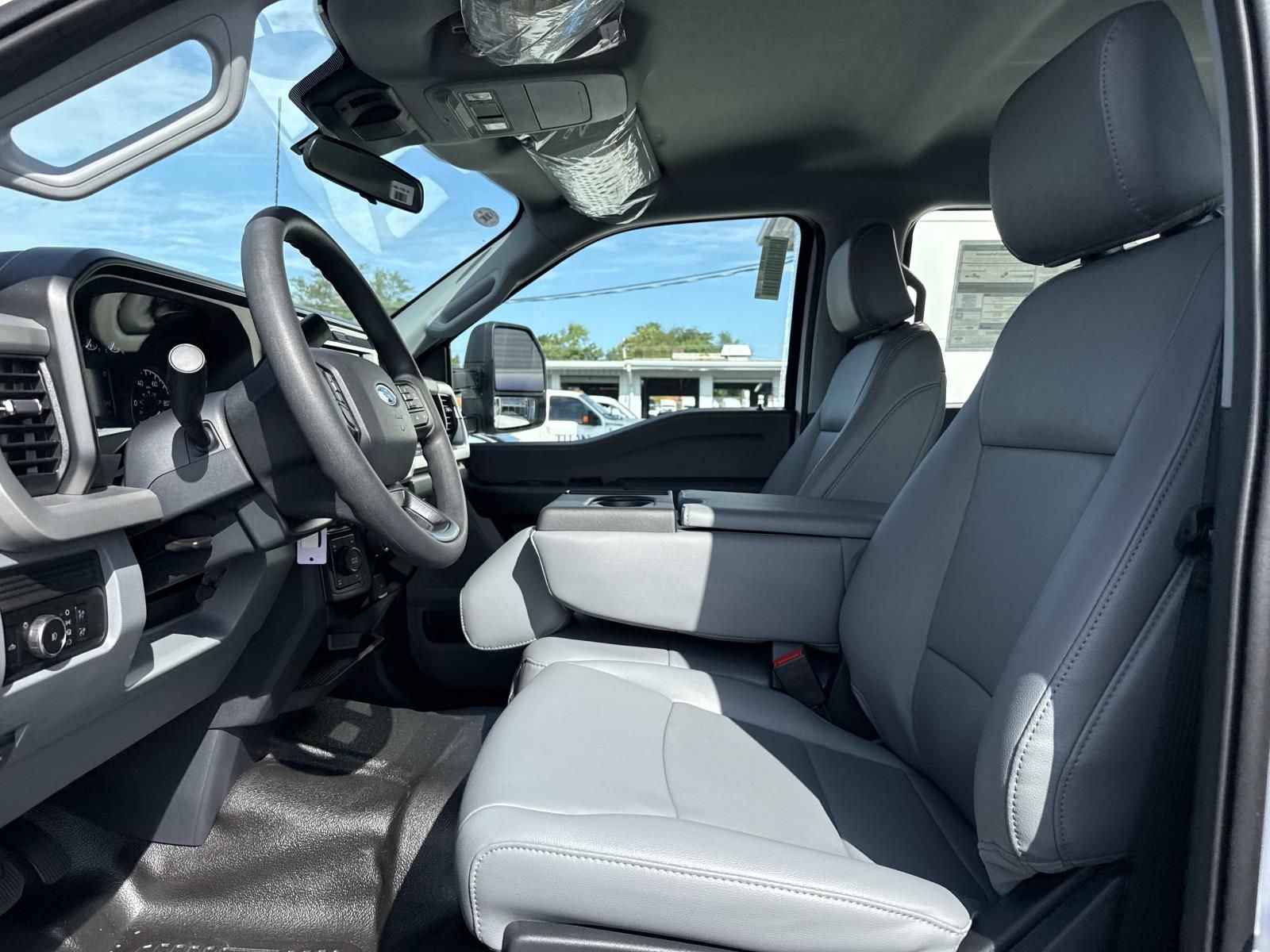 New 2026 Ford F250 XL w/ XL Off-Road Package AWD/4WD image 10