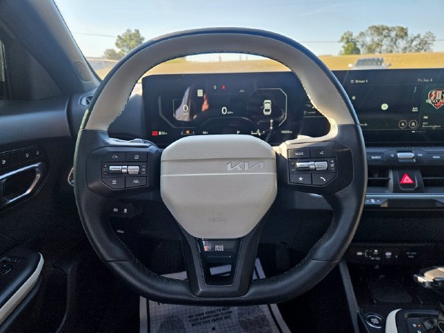 Used 2025 Kia K4 GT-Line w/ GT-Line Premium Package FWD image 14