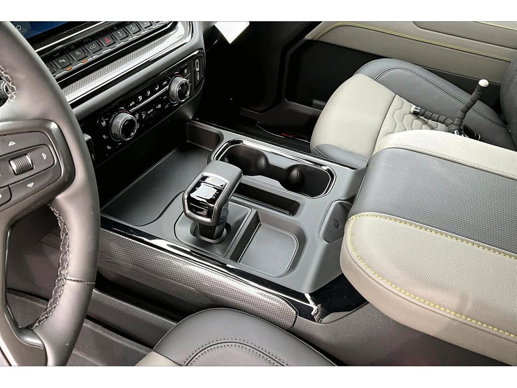 New 2026 Chevrolet Silverado 1500 ZR2 image 9