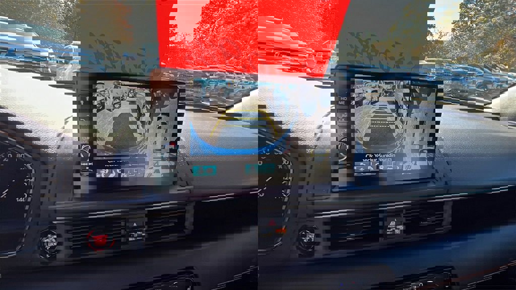 Used 2025 Honda Pilot TrailSport image 31