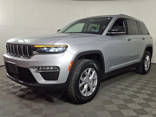 Used 2022 Jeep Grand Cherokee Limited AWD/4WD image 6