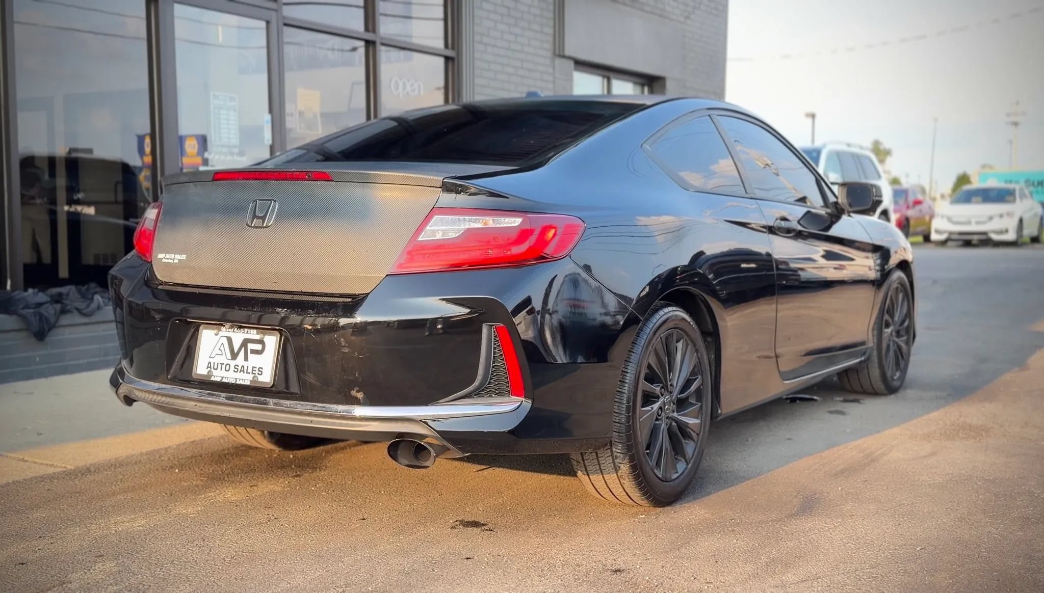 Used 2016 Honda Accord EX image 2