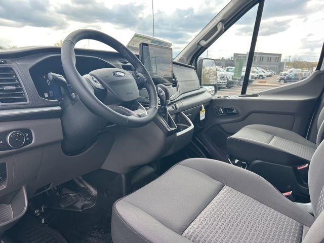 New 2026 Ford Transit 250 148 Medium Roof w/ Load Area Protection Package RWD image 16