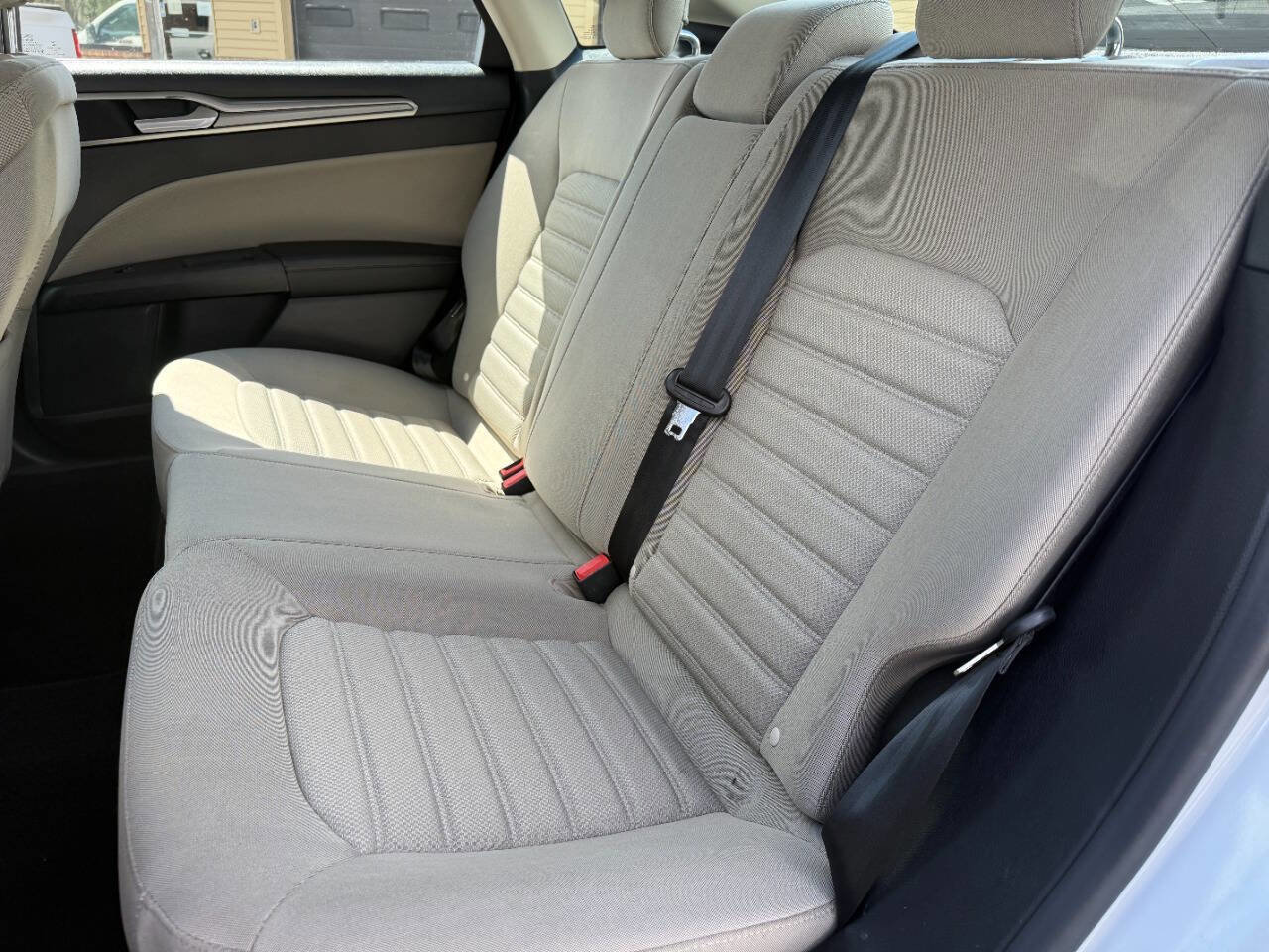 Used 2019 Ford Fusion S image 19