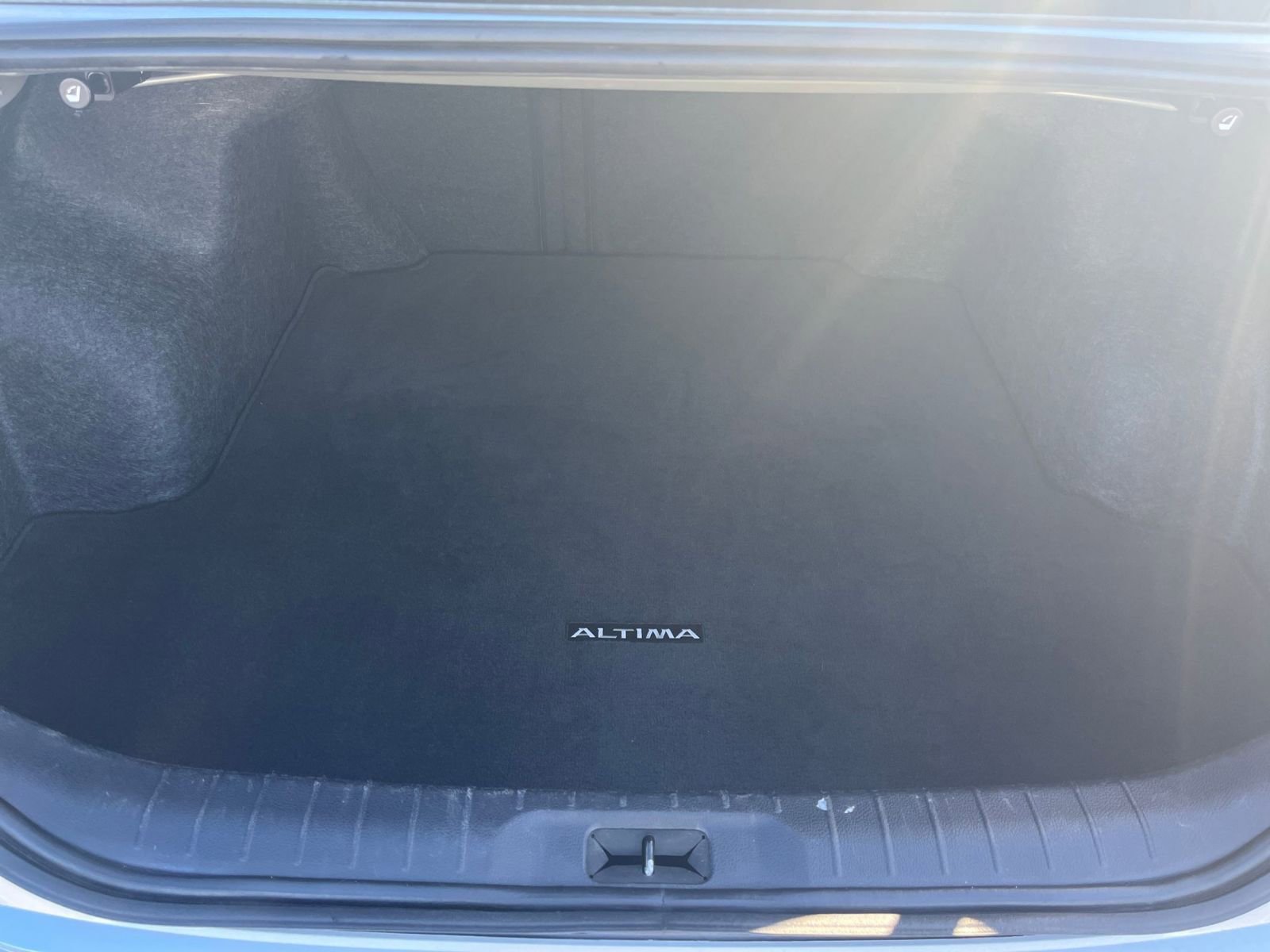 Used 2023 Nissan Altima 2.5 S FWD image 25
