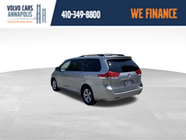 Used 2011 Toyota Sienna LE w/ Towing Pkg FWD image 6