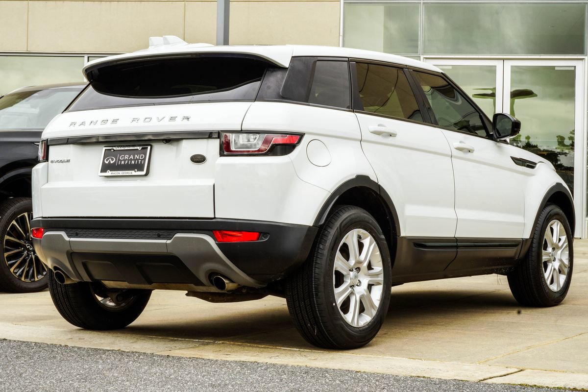 Used 2018 Land Rover Range Rover Evoque SE AWD/4WD image 11