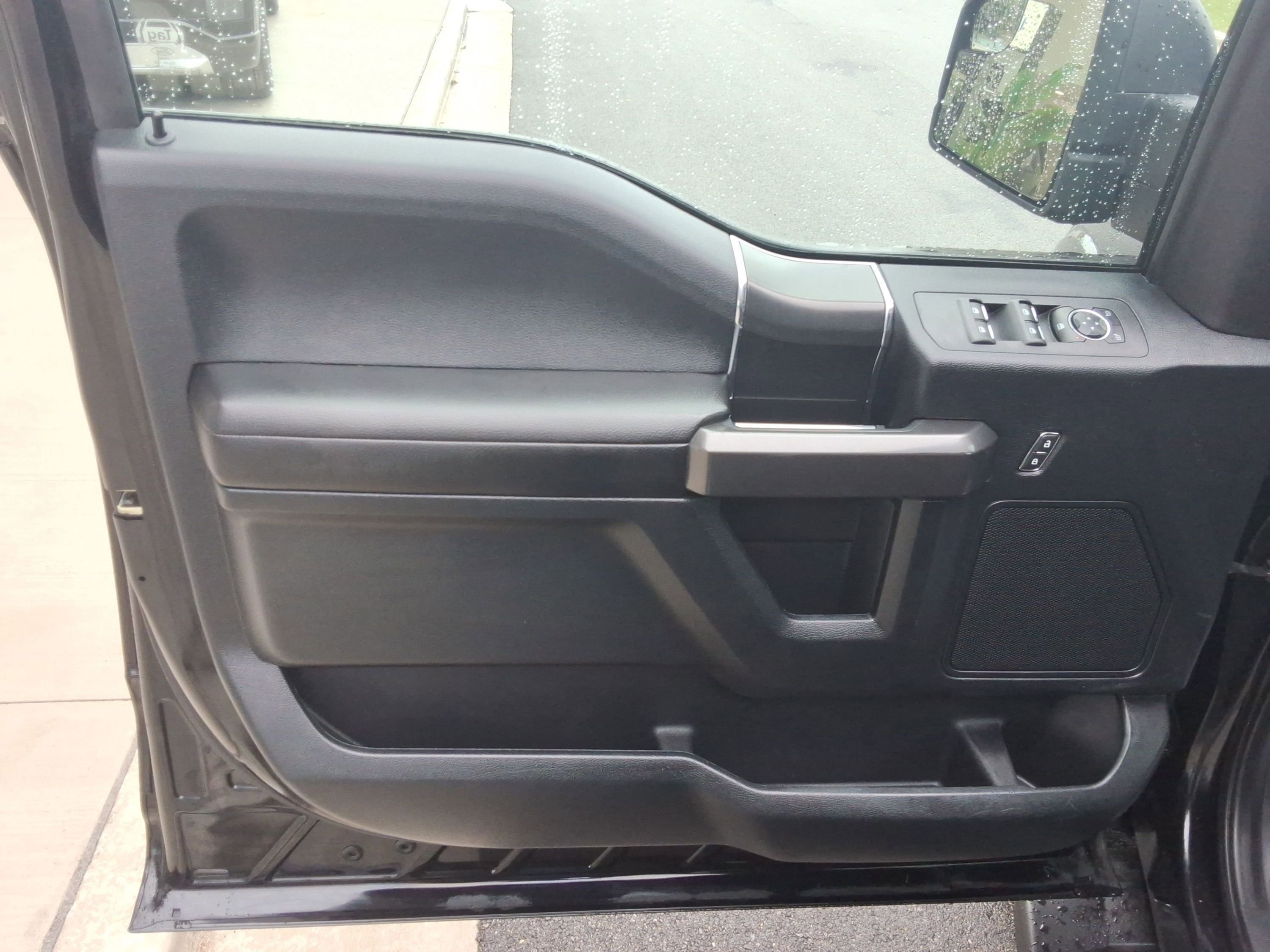 Used 2019 Ford F150 XLT w/ Equipment Group 302A Luxury image 24