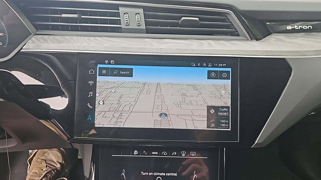 Used 2024 Audi Q8 e-tron Prestige w/ Prestige Package image 14