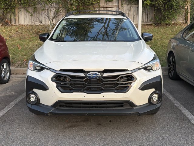 Used 2024 Subaru Crosstrek 2.0i Premium AWD/4WD image 2