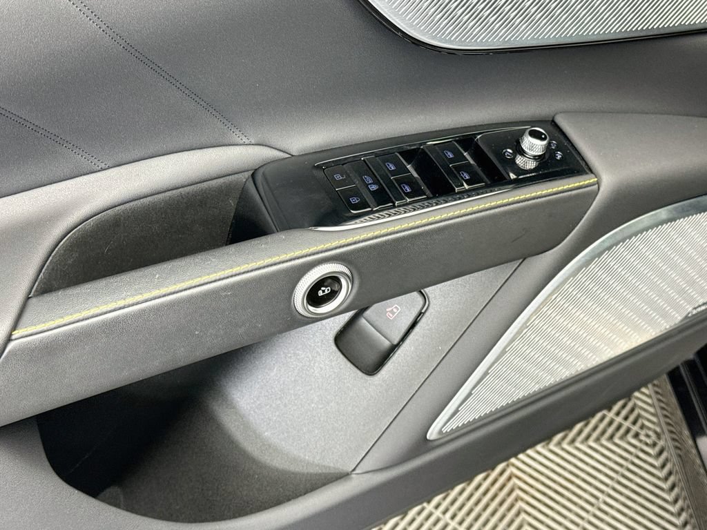 Used 2023 Maserati Grecale Modena AWD/4WD image 22