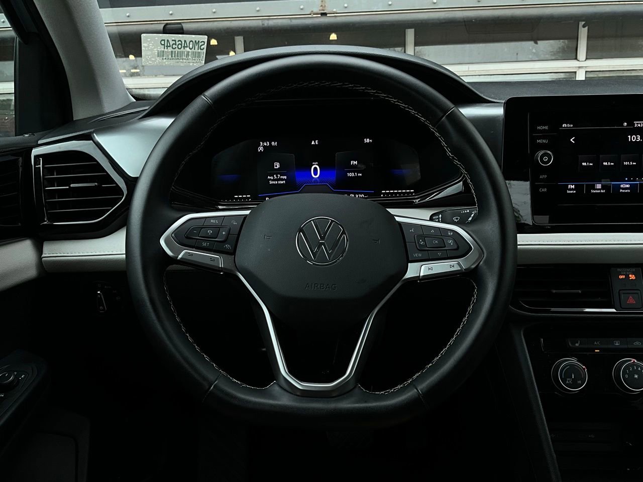 Used 2025 Volkswagen Taos S AWD/4WD image 31