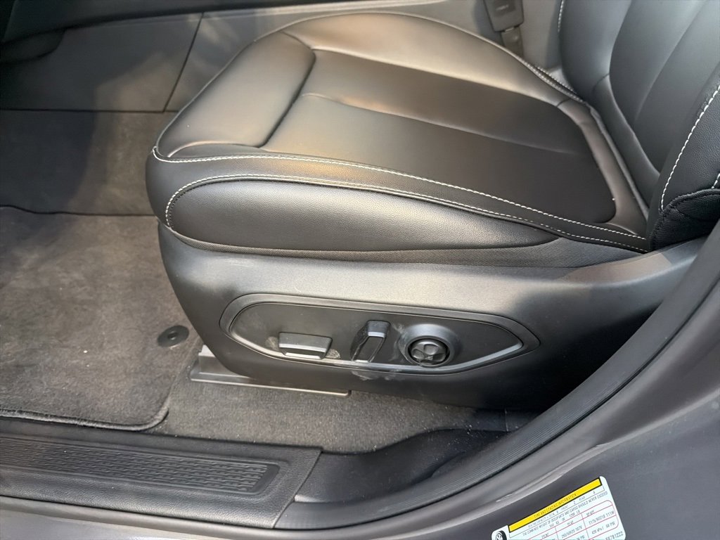 New 2025 Jeep Grand Cherokee L Limited image 23