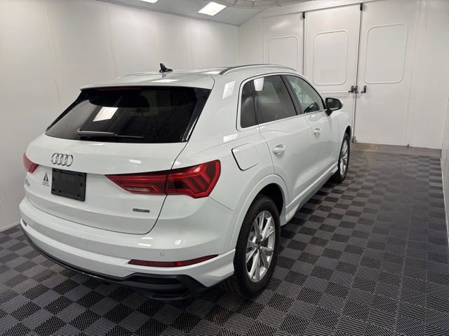 Used 2022 Audi Q3 2.0T Premium Plus w/ Premium Plus Package image 6