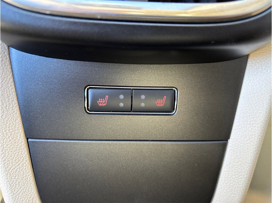 Used 2018 Lincoln MKX Reserve w/ Driver Assistance Package image 44