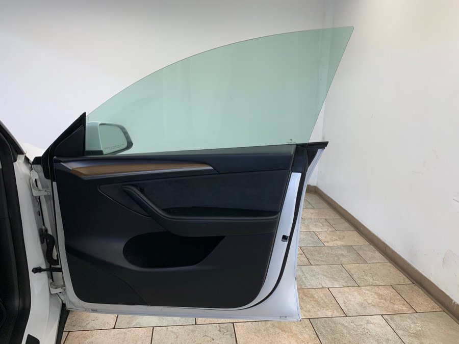 Used 2023 Tesla Model Y Performance AWD/4WD image 63
