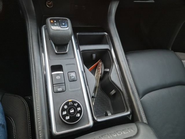 Used 2022 Nissan Pathfinder SL image 26