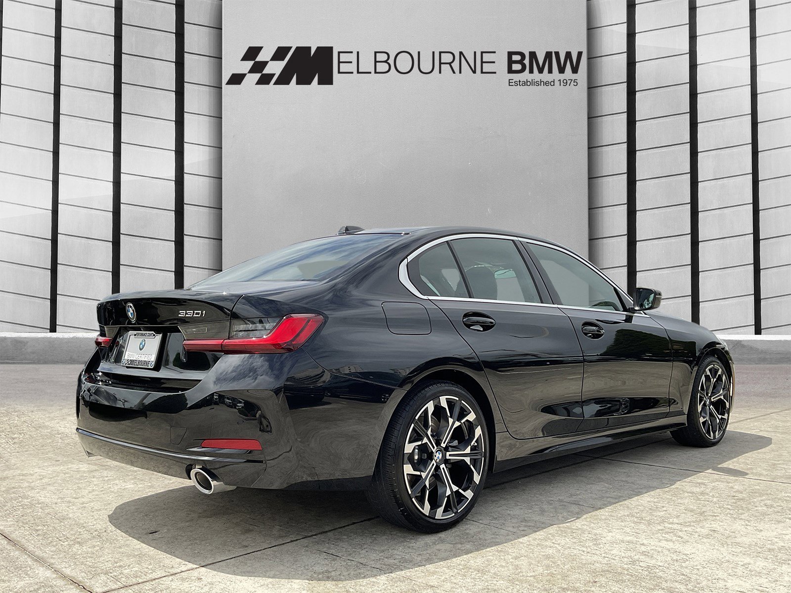 Certified 2025 BMW 330i Sedan w/ Convenience Package image 4