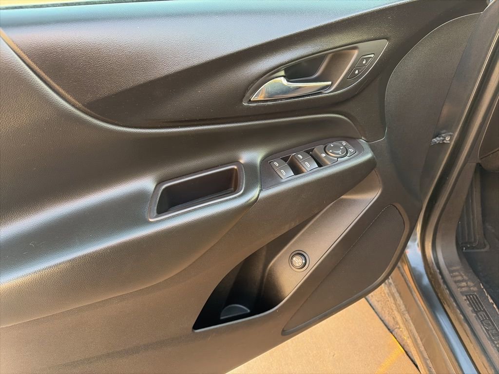 Certified 2018 Chevrolet Equinox LT image 11