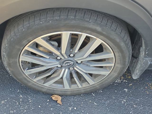 Used 2023 Nissan Kicks SV image 7