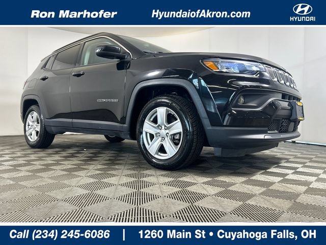 Used 2022 Jeep Compass Latitude FWD image 1