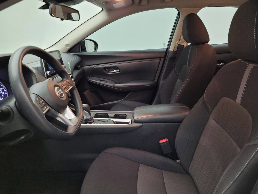 Used 2023 Nissan Sentra SV image 17