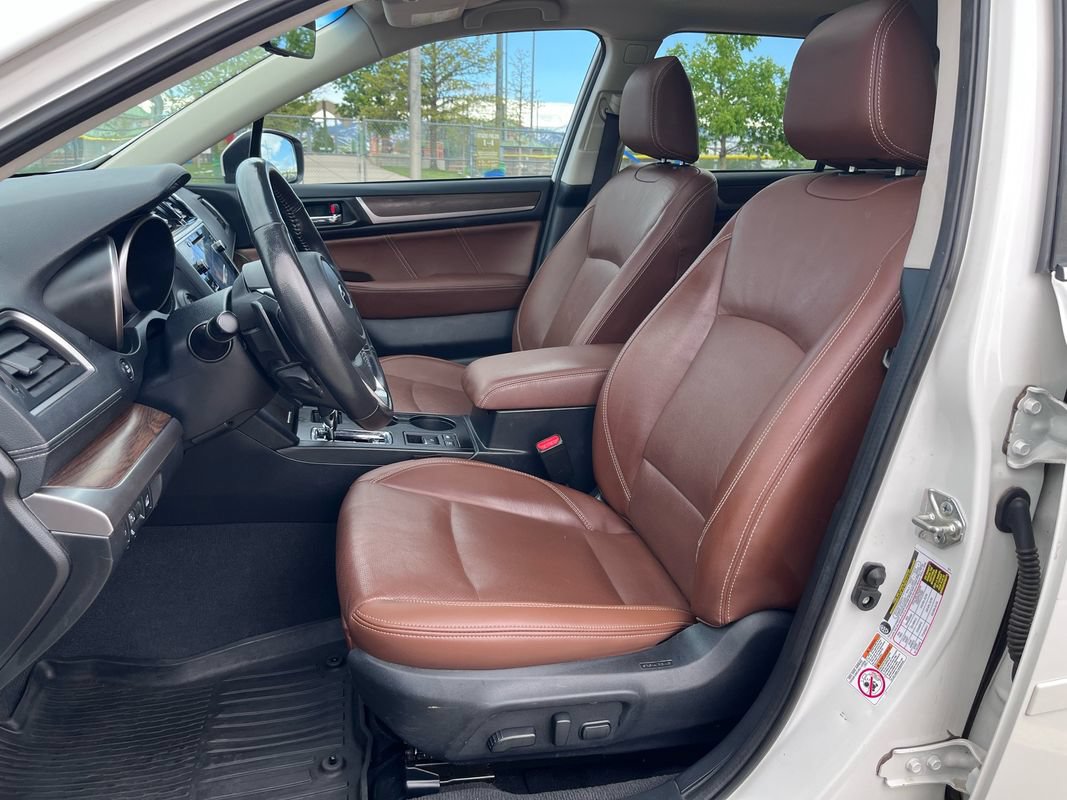Used 2018 Subaru Outback 3.6R Touring w/ Popular Package #3 AWD/4WD image 12