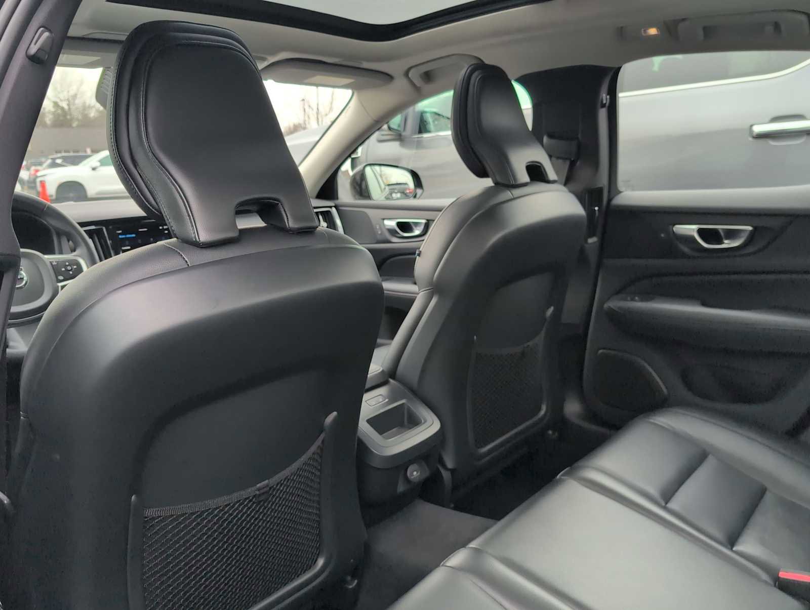 Used 2024 Volvo S60 B5 Core image 18