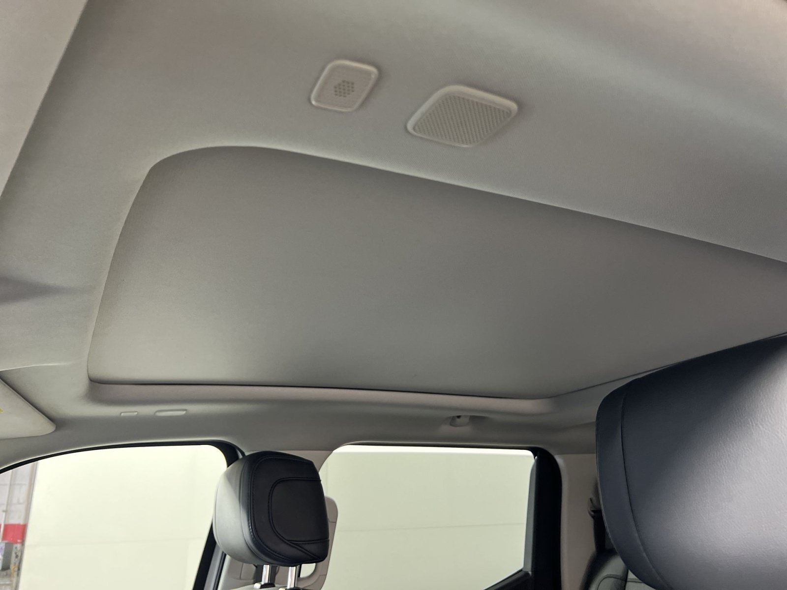 Used 2023 Toyota Tundra Limited AWD/4WD image 24