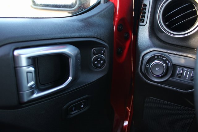 Used 2022 Jeep Wrangler Unlimited Sport image 21