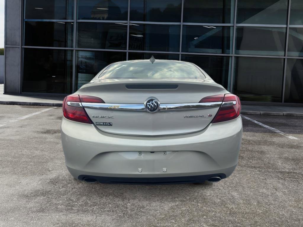 Used 2016 Buick Regal image 6