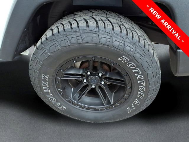 Used 2018 Jeep Wrangler Sport AWD/4WD image 7