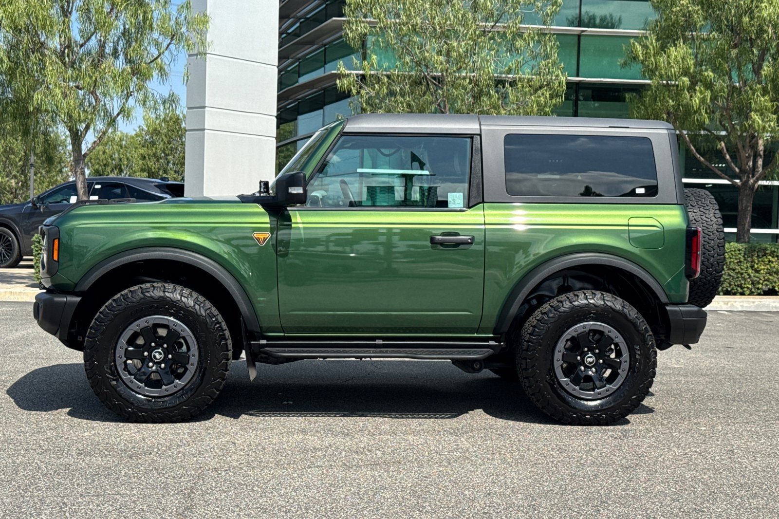 Used 2022 Ford Bronco Badlands AWD/4WD image 7