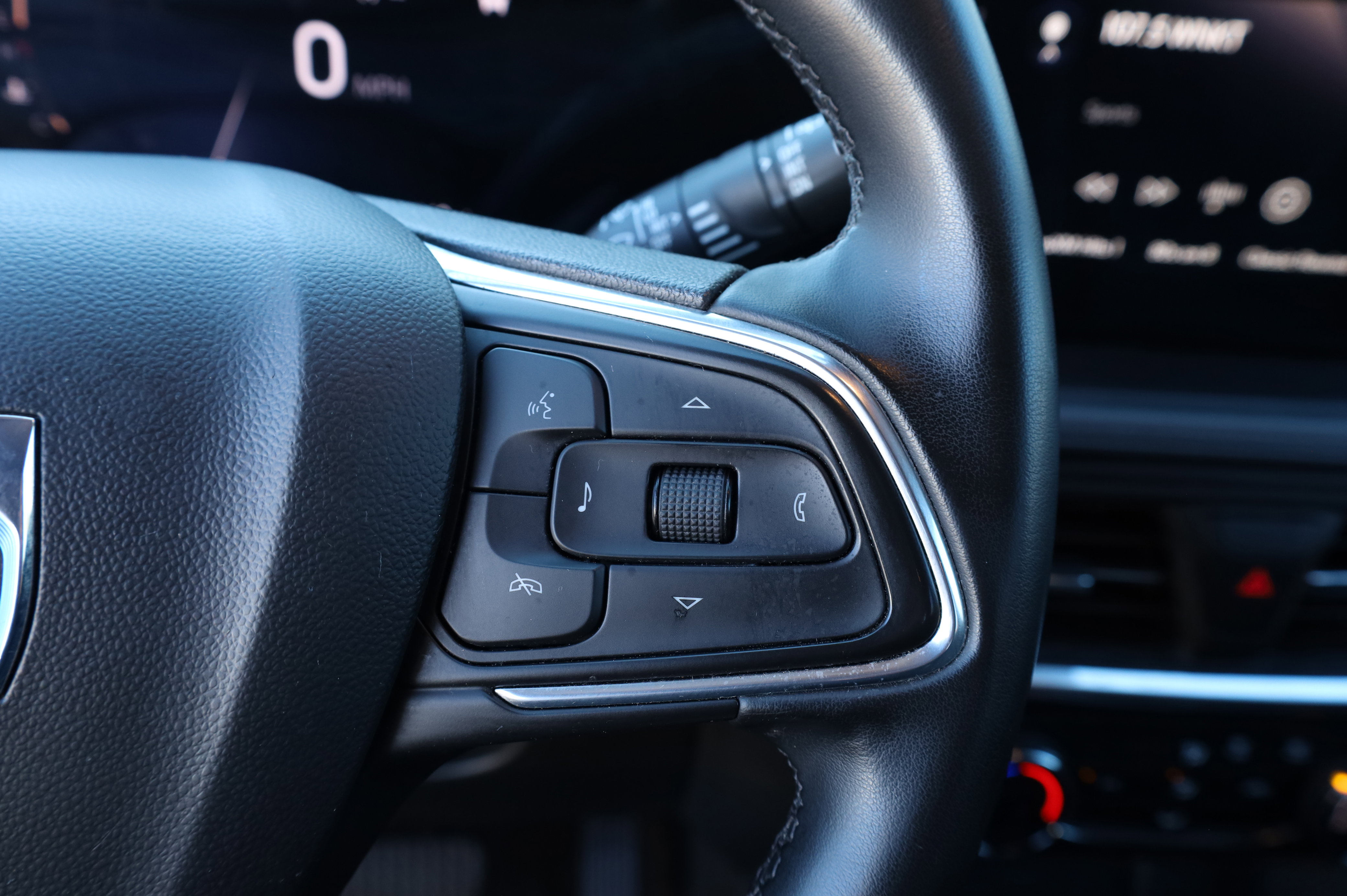 Used 2024 Buick Encore GX Sport Touring image 24