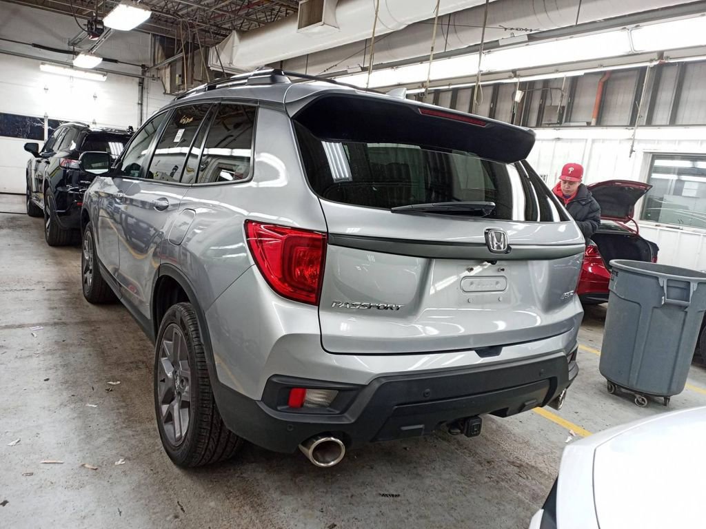 Used 2023 Honda Passport EX-L image 7