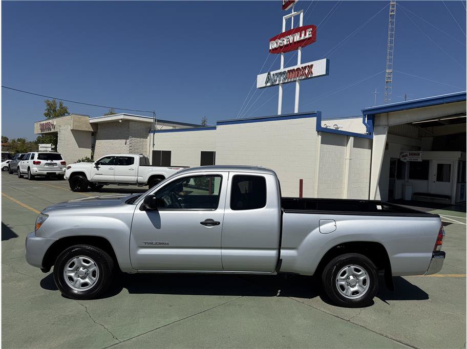 Used 2010 Toyota Tacoma 2WD Access Cab image 9