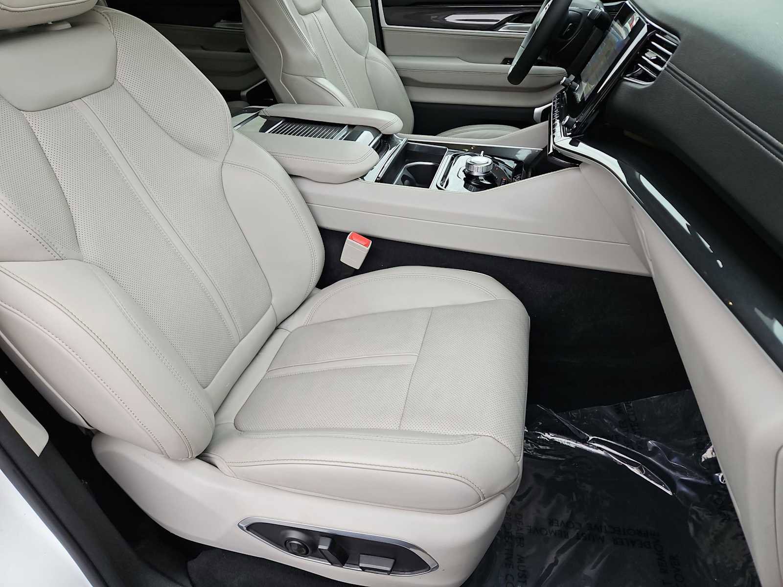 Used 2022 Jeep Wagoneer Series I image 21