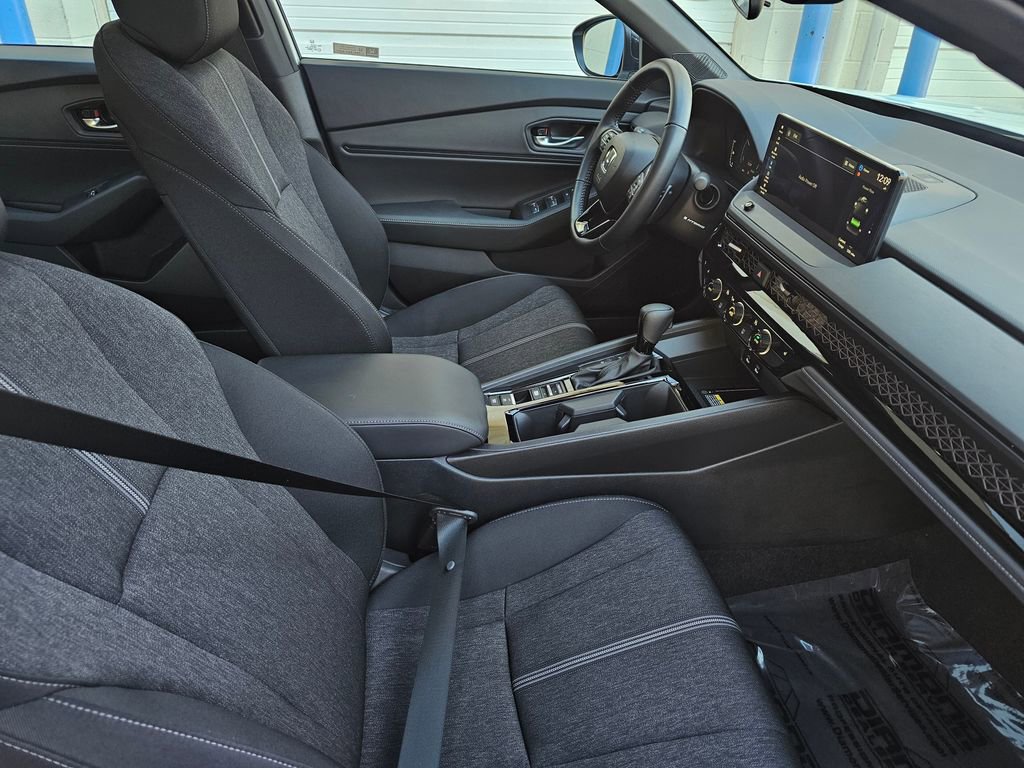 Used 2025 Honda Accord Sport image 21
