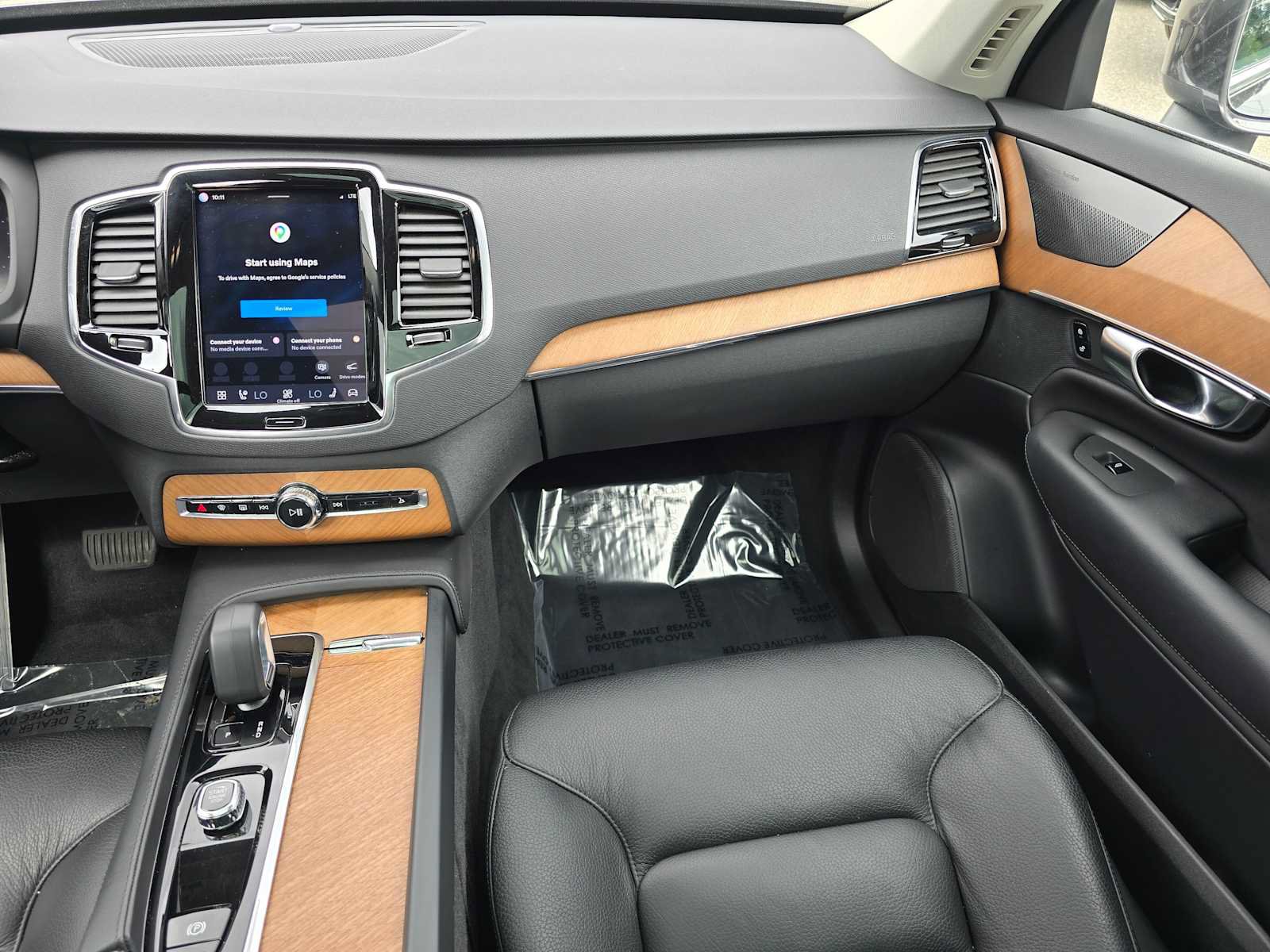 Certified 2023 Volvo XC90 B6 Plus w/ Protection Package Premier AWD/4WD image 18