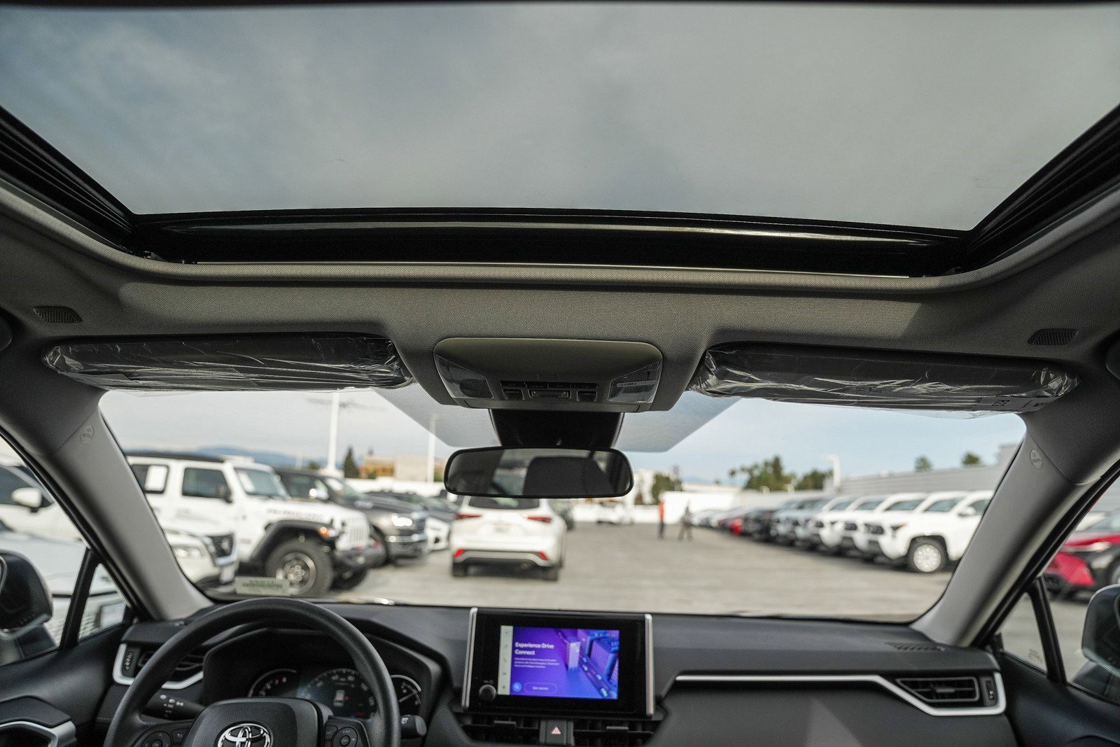 New 2025 Toyota RAV4 XLE image 18