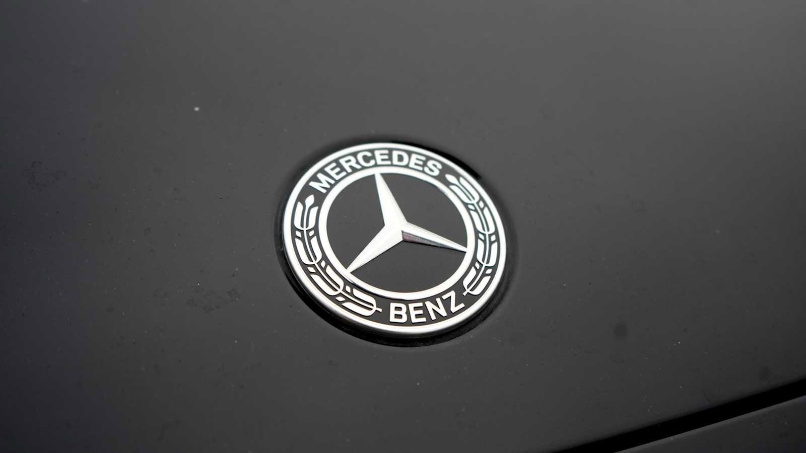 Certified 2022 Mercedes-Benz EQB 300 4MATIC w/ Exclusive Package image 72
